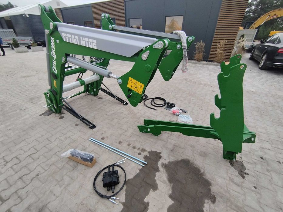 Ładowacz Czołowy TUR John Deere Claas Case New Holland Zetor Montaż