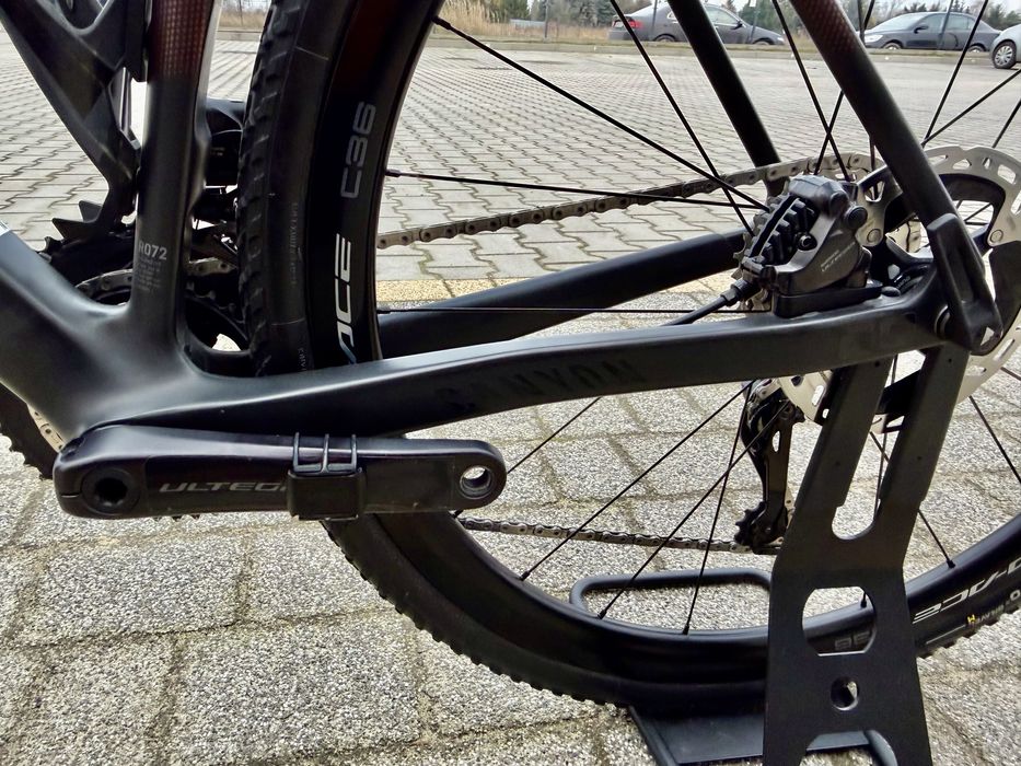 Canyon Endurace CFR Di2 – topowy karbon CFR | Ultegra Di2 | M