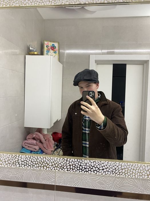 Шкіряна чоловіка куртка | У новому стані