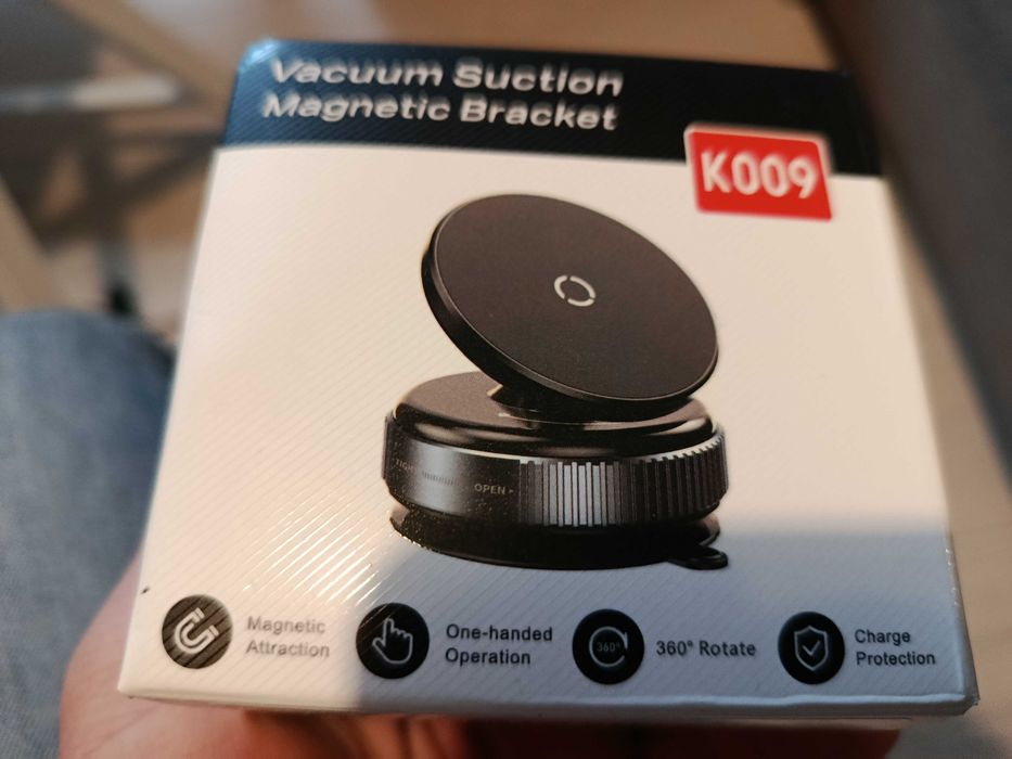 Magnetyczny uchwyt na telefon