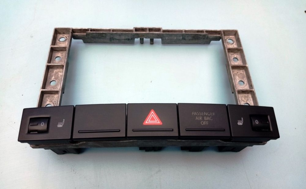 Кнопки Кнопка Volkswagen Touareg 2003-2009 Туарег Vw Аварийка