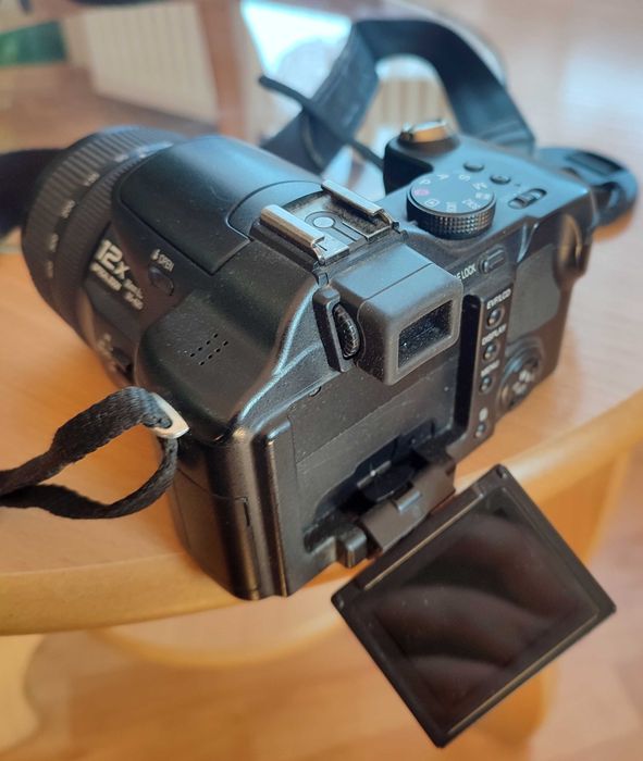 Aparat  Panasonic Lumix DMC-FZ obiektyw LEICA !!!