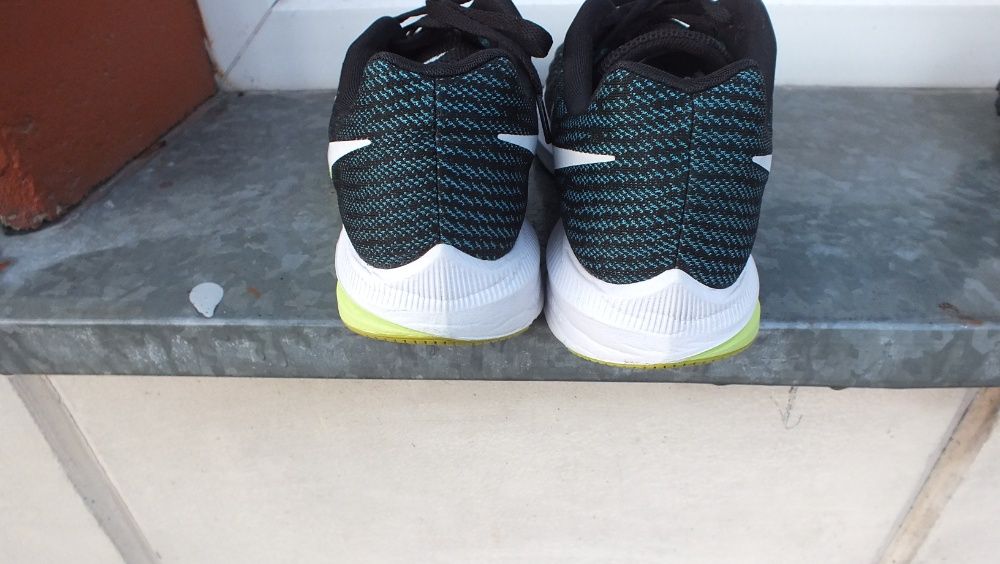 SUPER BUTY SPORTOWE MARKI Nike Zoom Winflo 4 roz 45
