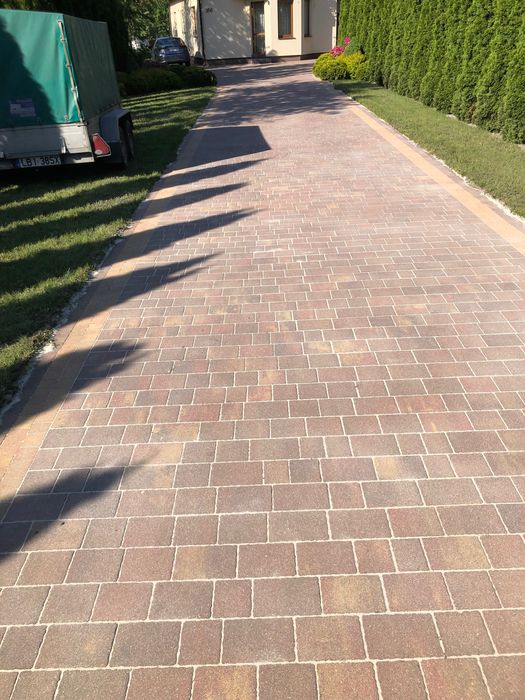 Mycie kostki brukowej, elewacji, płotów