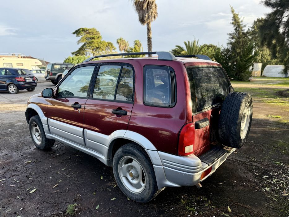 Suzuki Grand Vitara 2.0 TD (Peças)