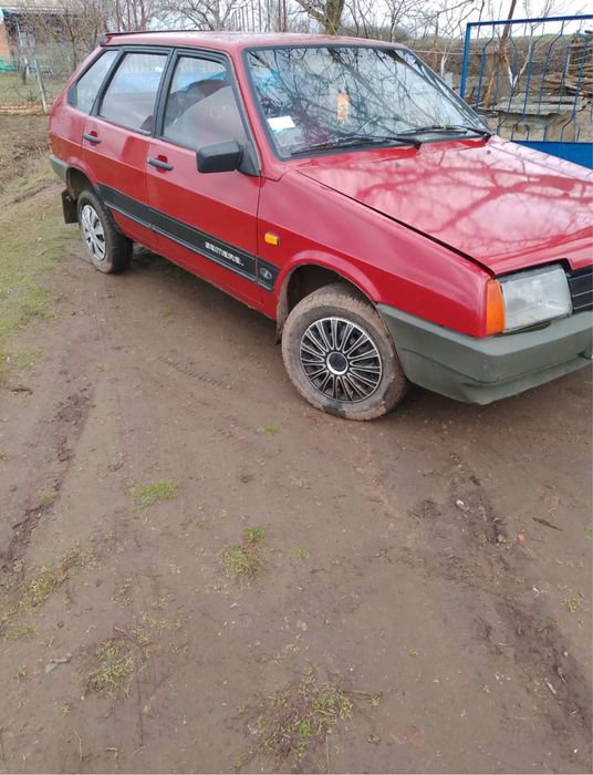 Продам  ВАЗ 2109 в  хорошем состоянии 1990 года