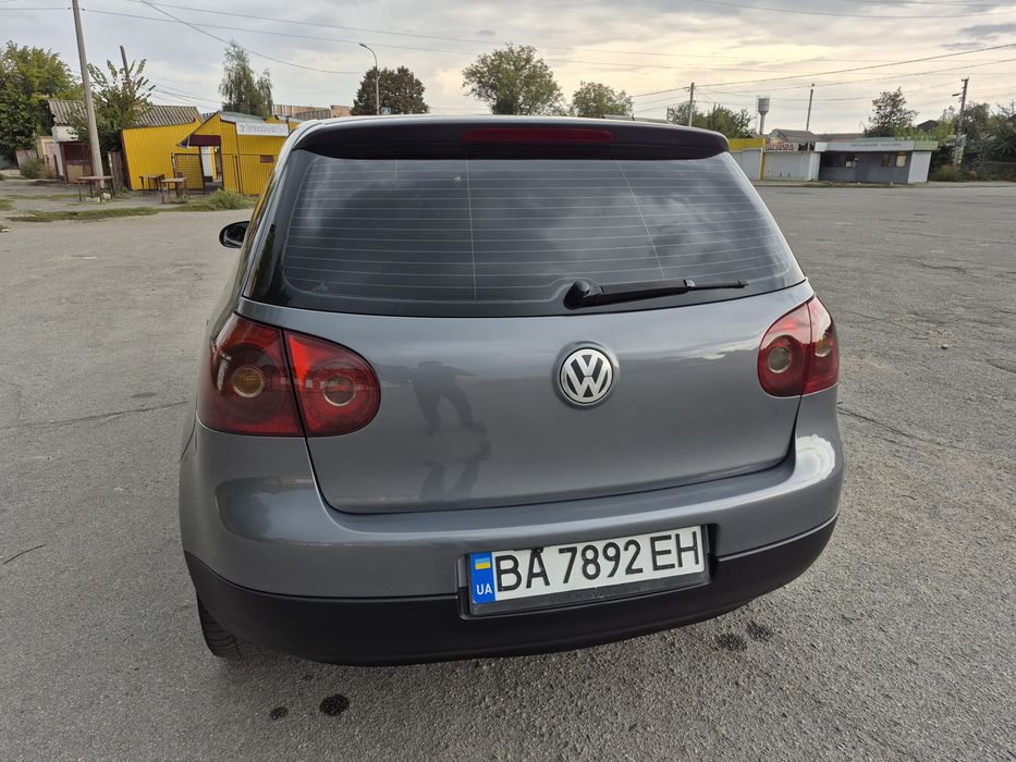 В продажі Volkswagen Golf V5