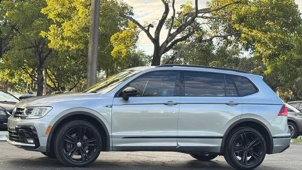 Volkswagen Tiguan      2019