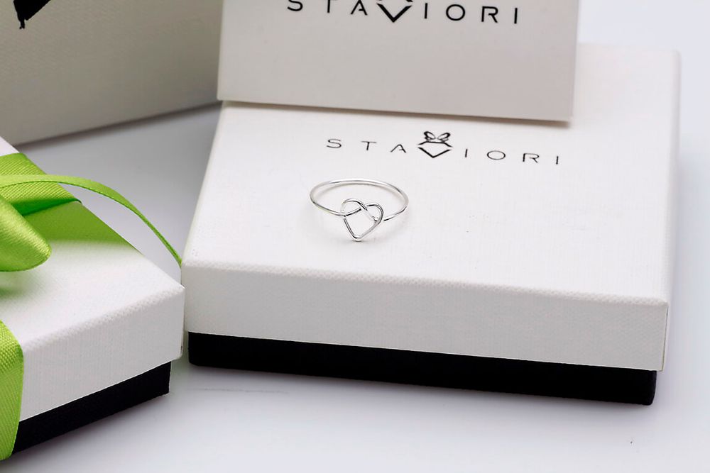 Srebrny pierścionek z serduszkiem 16