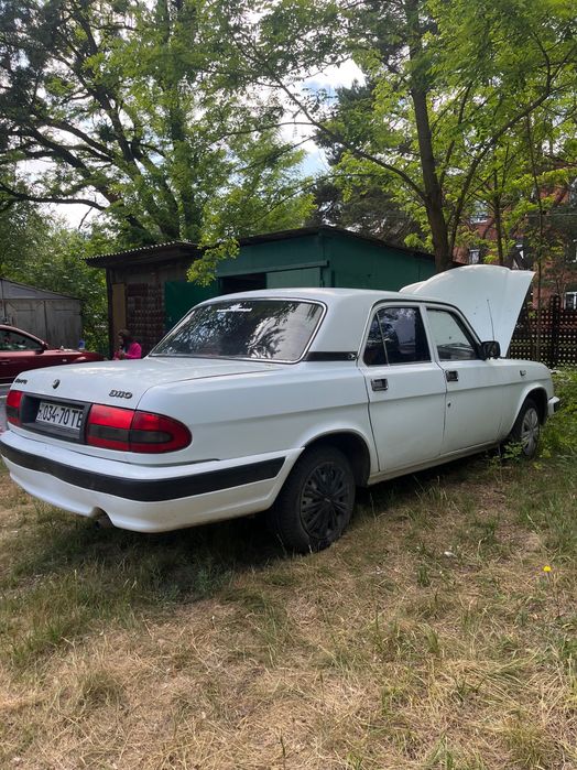 Продам машину Волга 3110