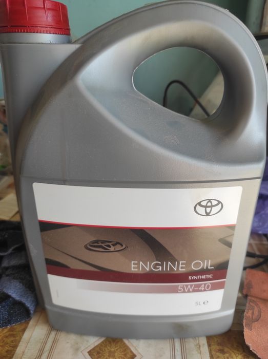 Продам масло Toyota