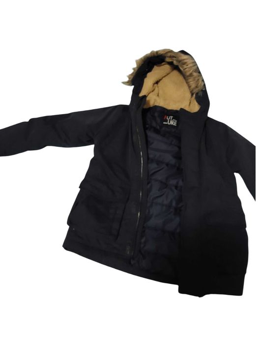 Casaco de criança em ótimo estado