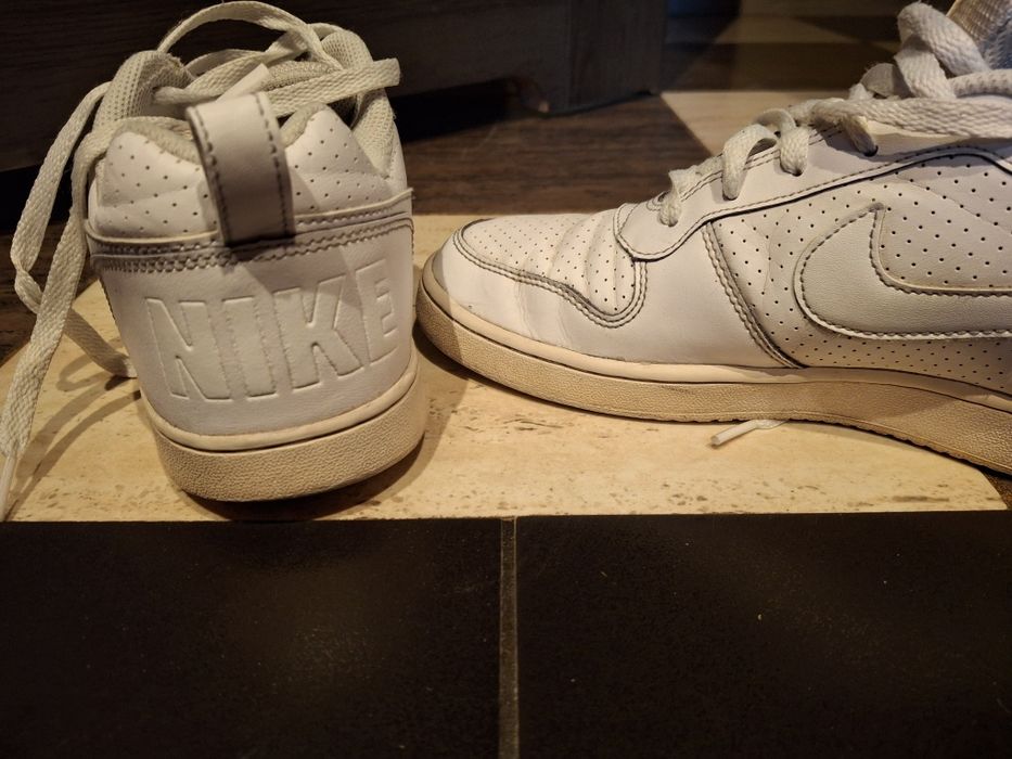Buty męskie białe nike