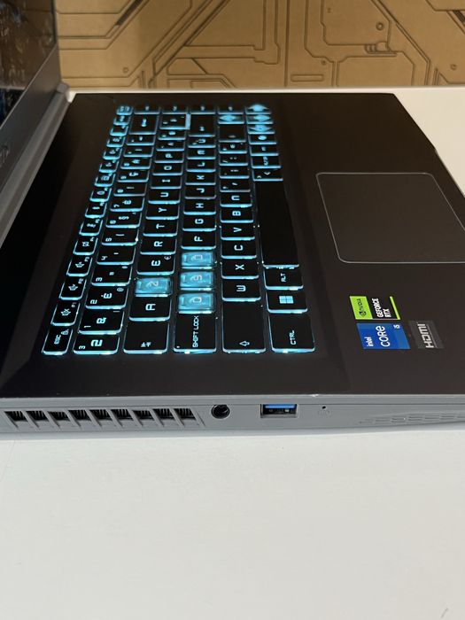 Portátil Gaming MSI Thin 15 | RTX 3050 | Upgrade 32GB RAM | Na Caixa