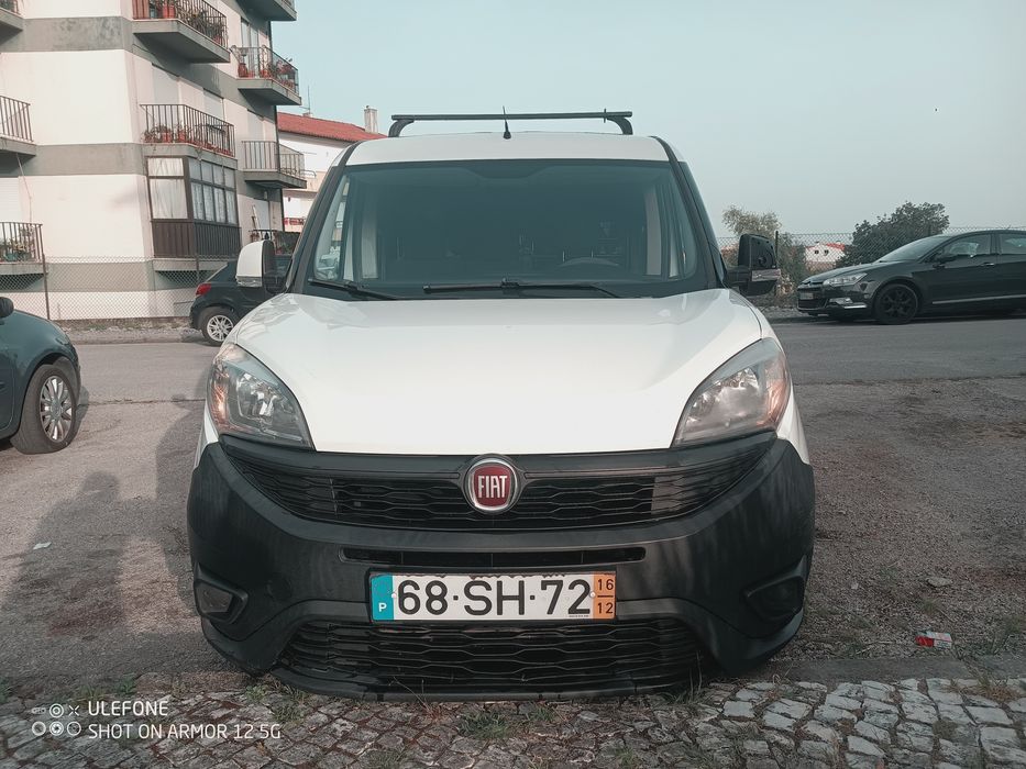 Fiat doble 1,3 de 3 lugares,vende ou troca por de maior caixa, carro econômico, só meter gasóleo e andar ano 2016