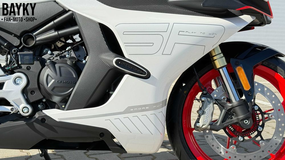 Мотоцикл CFMOTO 450SR