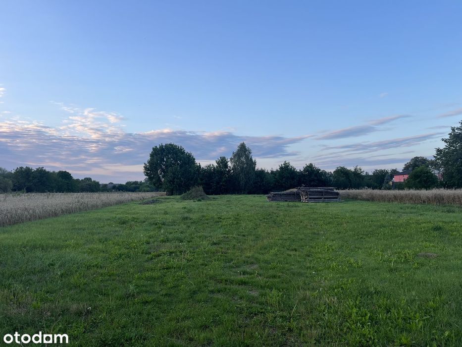 Działka budowlana na sprzedaż w spokojnej wsi