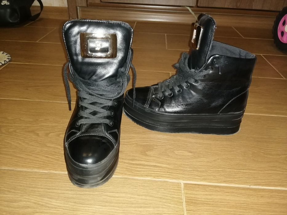 в идеальном состоянии сникерсы