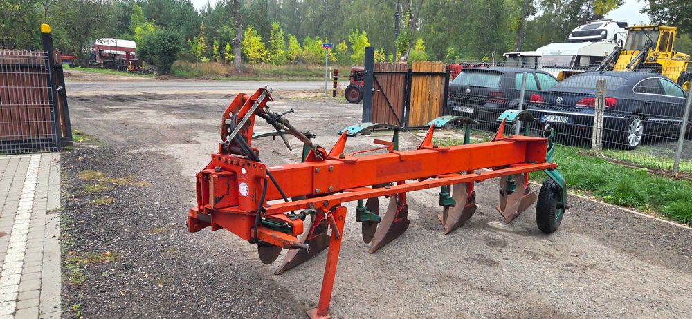 pług kverneland 4 skibowy VARIO