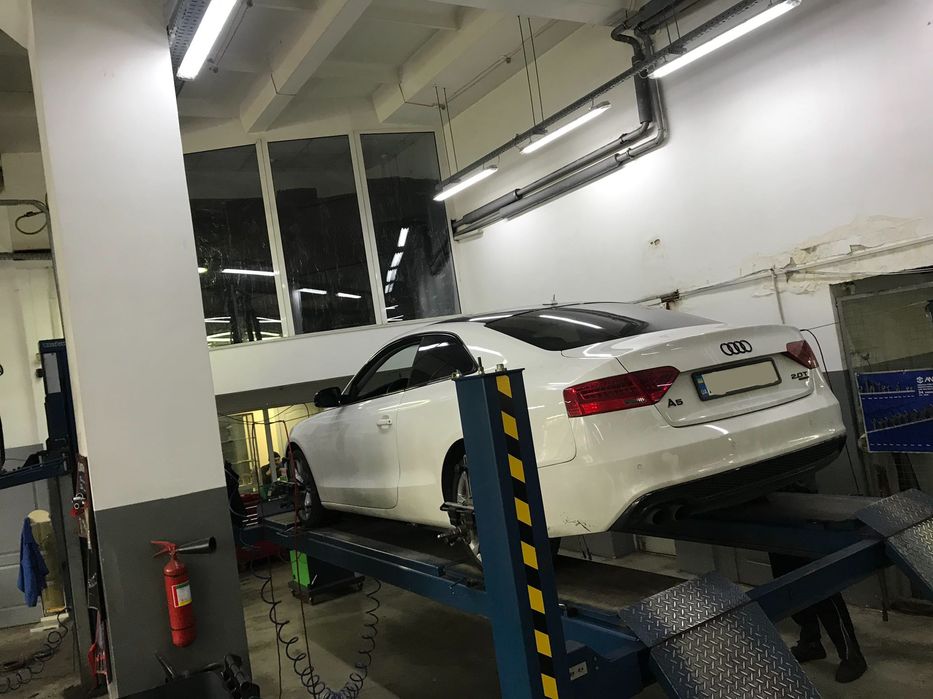 СТО в Киеве на ст.м. Берестейская, ремонт автомобилей любой сложности.