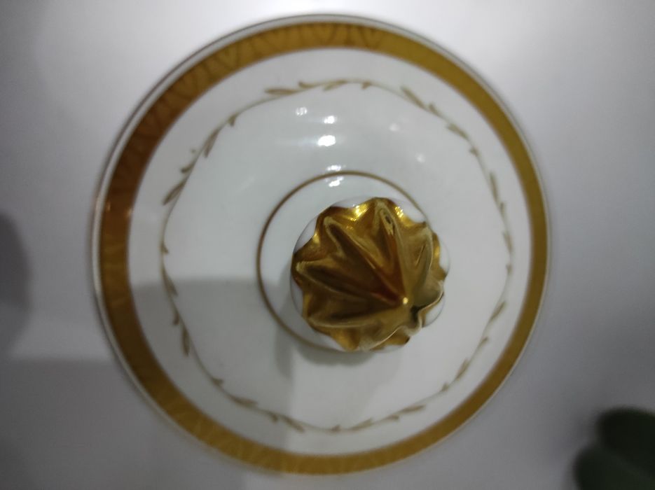 Pote cerâmica antigo com tampa