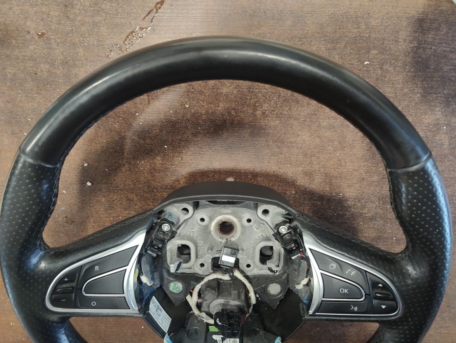 Renault Koleos II 2 INITIALE kierownica