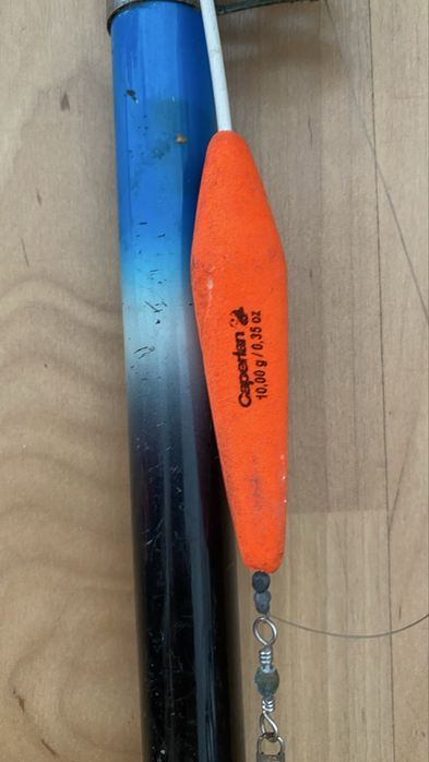 Conjunto de 4 canas de pesca