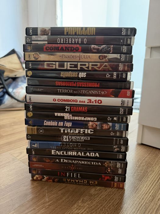 Vendo filmes em dvd