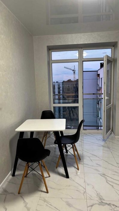 2-кімнатна квартира з ремонтом у ЖК Липки, чудовий краєвид