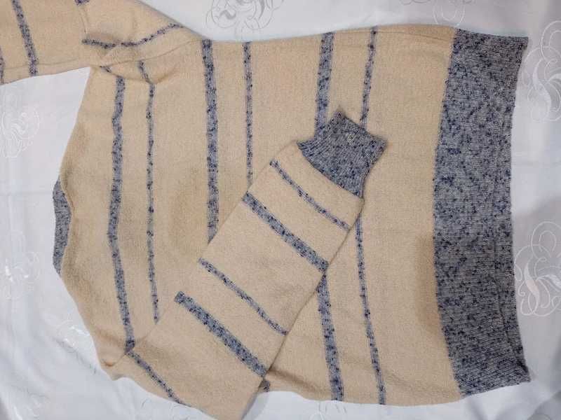 #1529 Lekki wełniany sweter męski Baskins