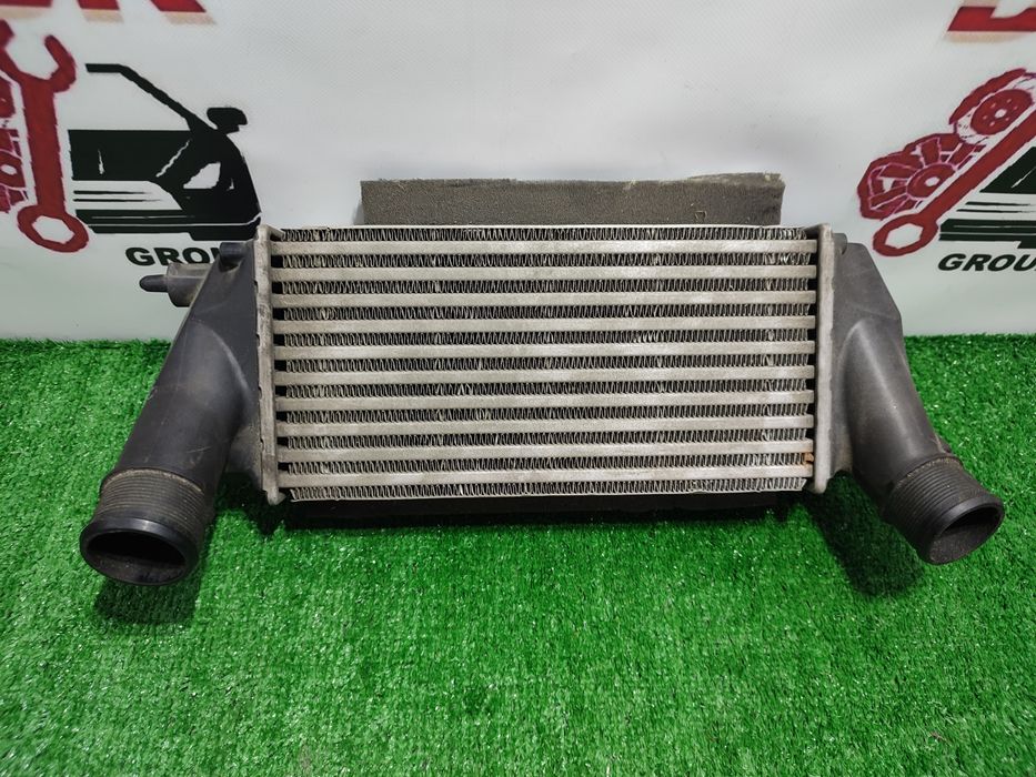 Радіатор інтеркуллер Ford fiesta mk7 разборка форд фиеста