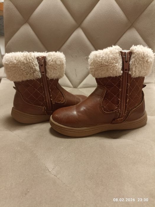 Весняні ботінки на дівчинку