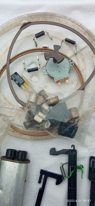 Запчастини від мікрохвильовки різні , від 50 ₴. Тарілок нема.