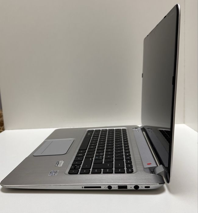 Hp TouchSmart 15.6" сенсорний FullHD 8/128GB SDD/ i5-3317u