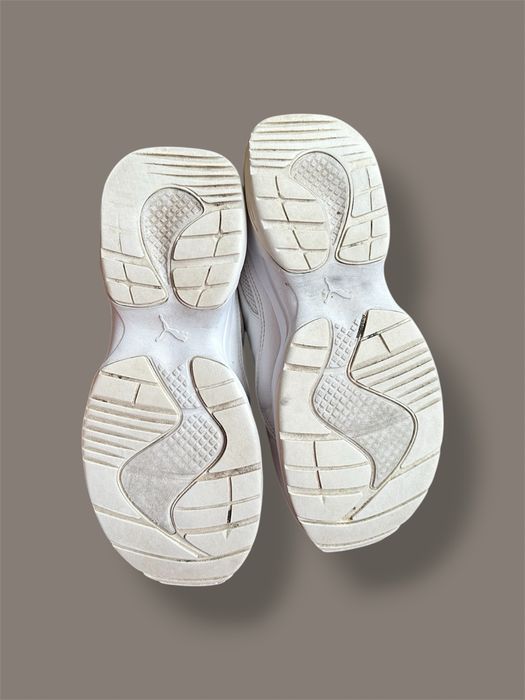 Жіночі кросівки Puma Cilia, розмір 39
