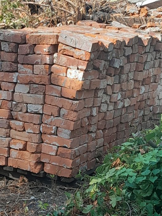 Продам красный кирпич