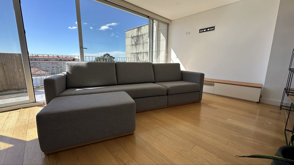 Sofá Modular Completo (4 Lugares + 2 Poltrona / Puff) – Oportunidade!