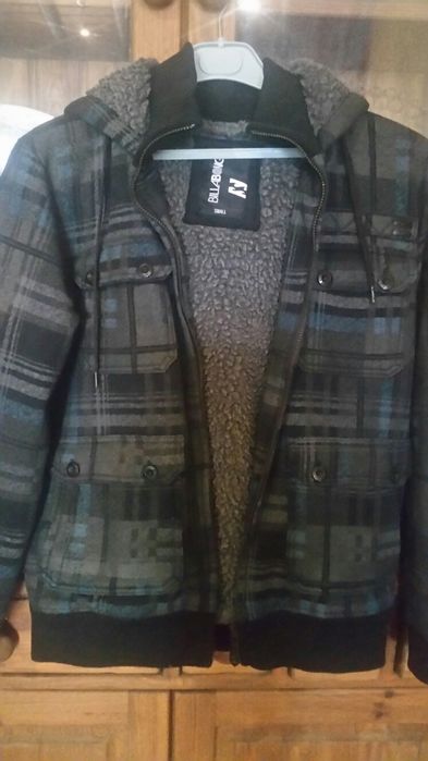 Blusão Billabong,  novo nunca usado