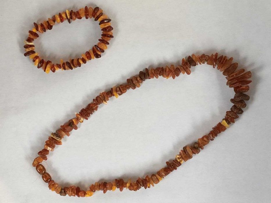 Буси та кольє з натурального бурштину