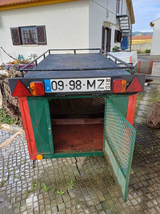 atrelado de caça, em bom estado