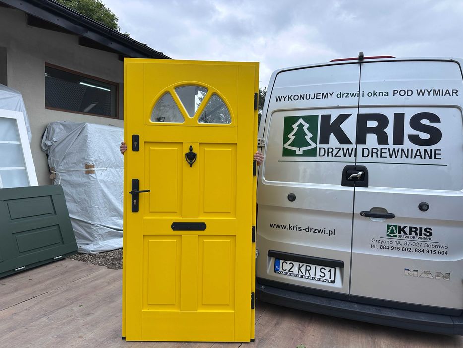 Drzwi zewnętrzne drewniane OD RĘKI żółte RAL1023