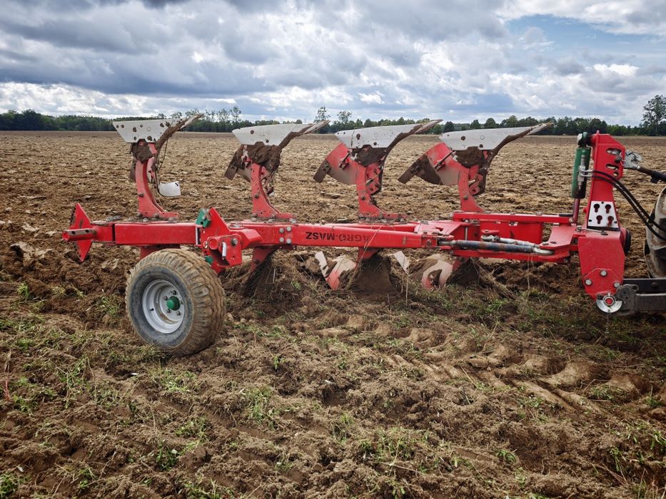 Pług obrotowy AGROMASZ PO3+1, PO4