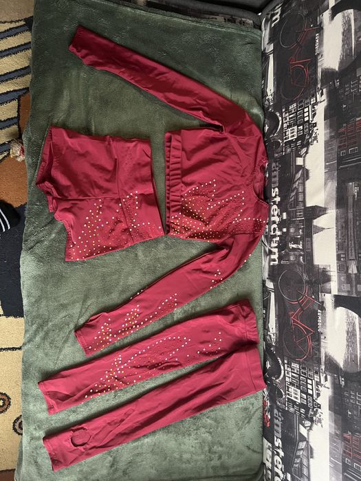 Комтюм для првітряної гамнастики