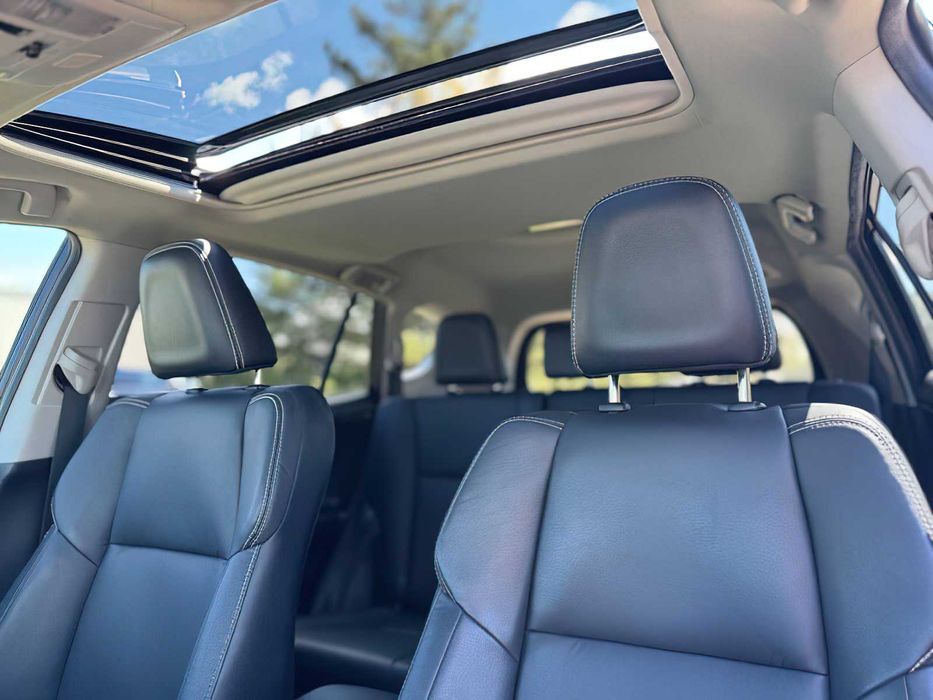 Toyota RAV4 Limited      2018