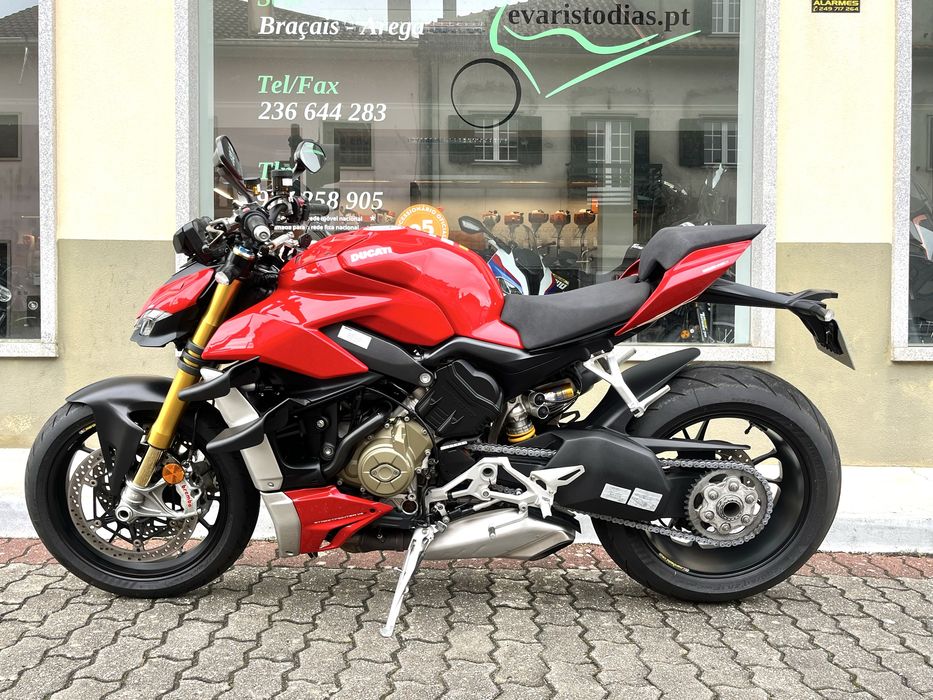 Ducati Streetfighter V4S