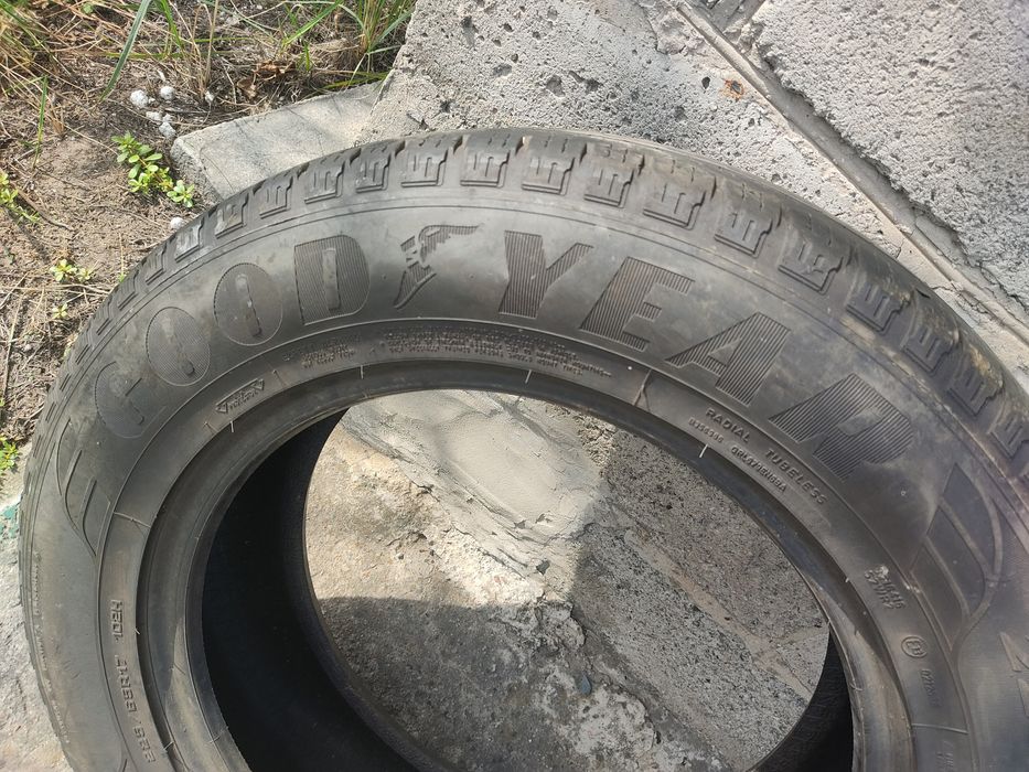 Goodyear efficientgrip 225 65 17 m+s 1шт