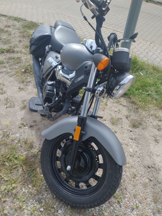 Keeway Superlight 125