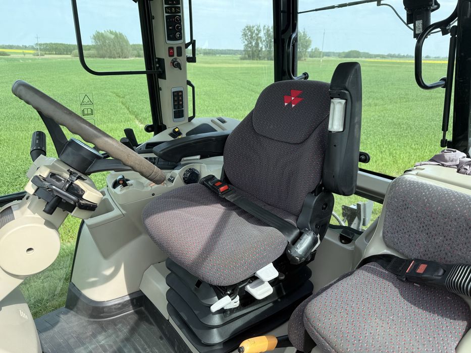 Massey Ferguson 5610 ,5611
