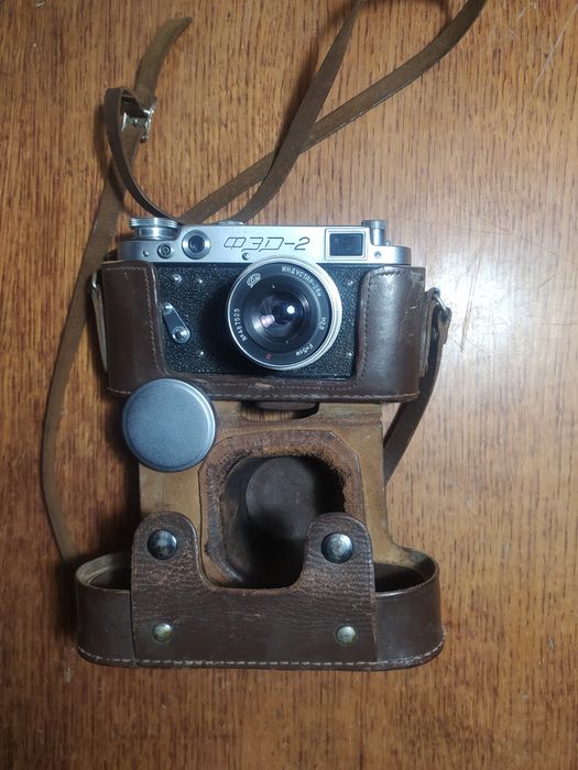 Продам фотоаппарат ФЕД 2