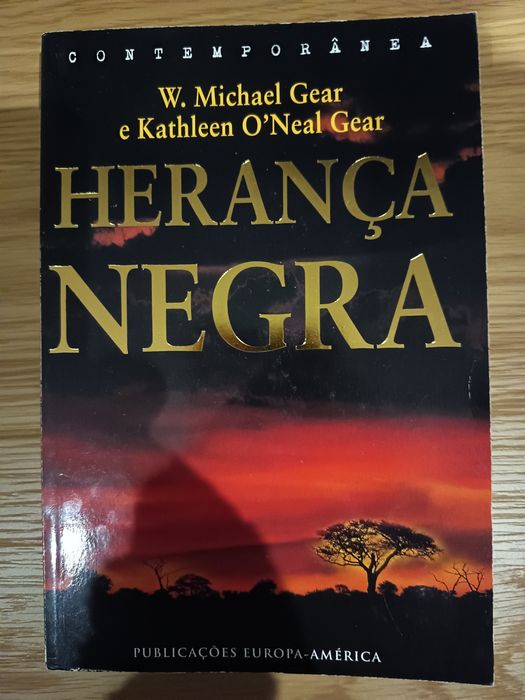 Herança Negra - W. Michael Gear e Katheleen O' Neale Gear